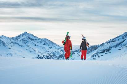 01c_central_obertauern_skifahrer.jpg