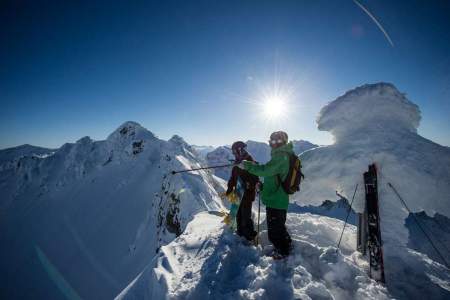 Ski tour routes off the beaten track